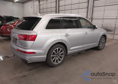 2018 Audi Q7 3.0T Premium из США, поврежденный, VIN WA1LAAF77JD052802